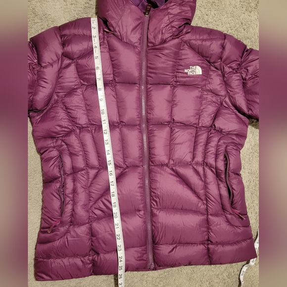 North Face Goose Down Winter Coat - Picture 7 of 9